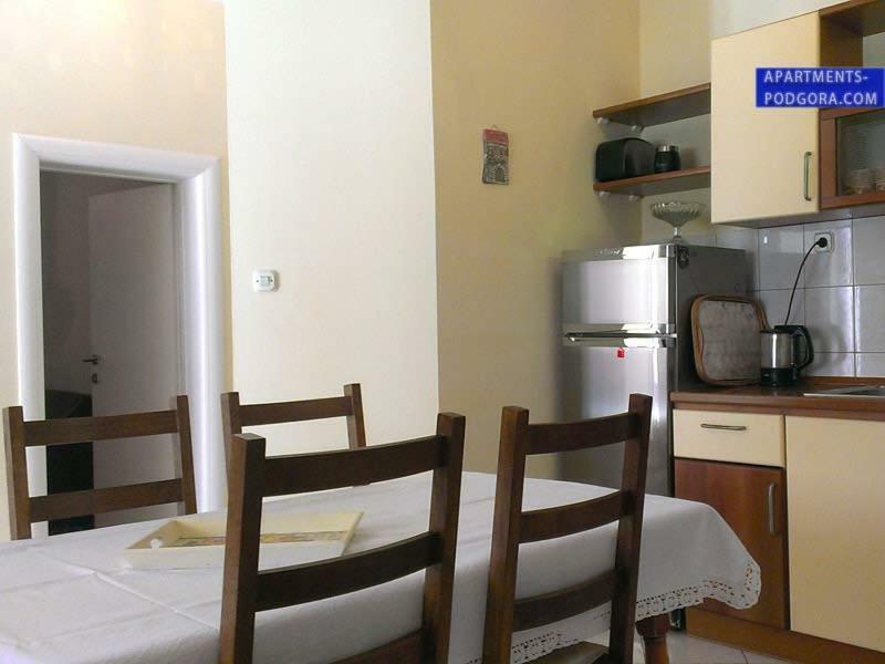 Apartment Dubravka พอดโกรา ภายนอก รูปภาพ